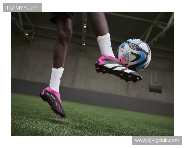 阿迪达斯外套正版足球打造全方位专业运动装备精选权威深度全指南